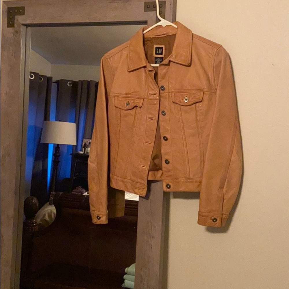 Adorable Gap Leather Jacket